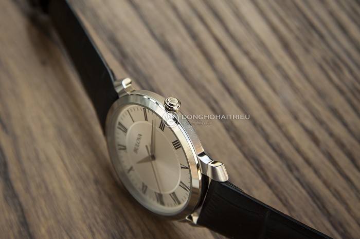Review đồng hồ Bulova 96A133: Thẩm mỹ cao đến từ sự cổ điển - Ảnh 4