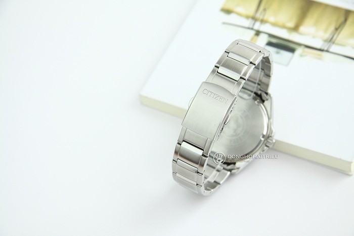 Đồng hồ Citizen AW1430-51E mặt kính to rõ, tạo nét mạnh mẽ - Ảnh 3