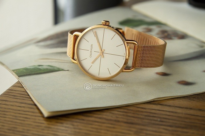 Review đồng hồ Calvin Klein K7B21626: Phiên bản thời thượng - Ảnh 1