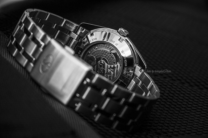 Review đồng hồ Orient SDV02002B0 mặt số đen caro huyền bí - Ảnh 4