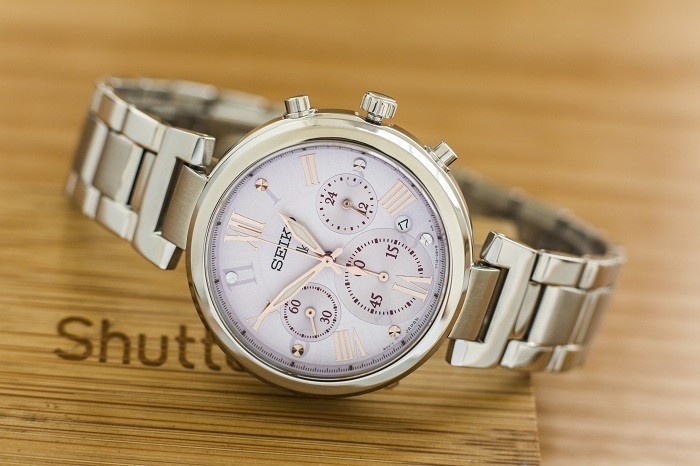 Đồng hồ Seiko SRW801P1 có thiết kế mặt số hồng nhạt nữ tính - Ảnh 2