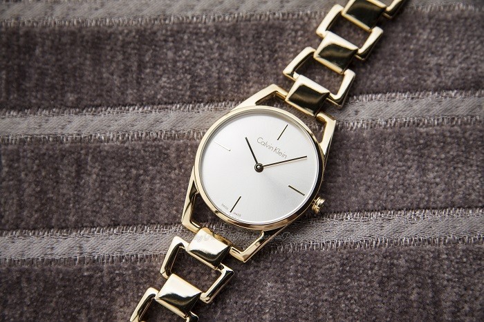 Review đồng hồ Calvin Klein (CK) K7L23646 dây đeo thời trang-ảnh 4