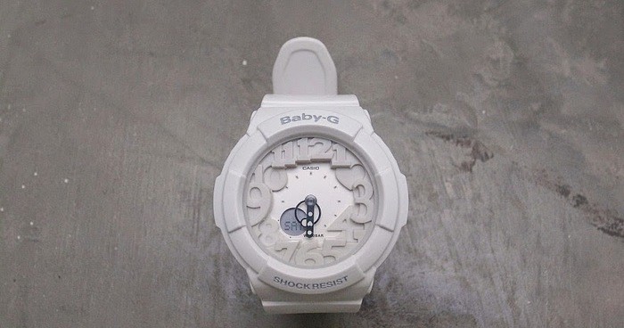 Review đồng hồ Baby-G BGA-131-7BDR dây cao su bền bỉ dẻo dai - Ảnh 1