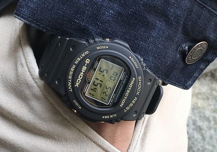 Review đồng hồ G-shock DW-5735D-1BDR phiên bản đen nam tính - Ảnh 1
