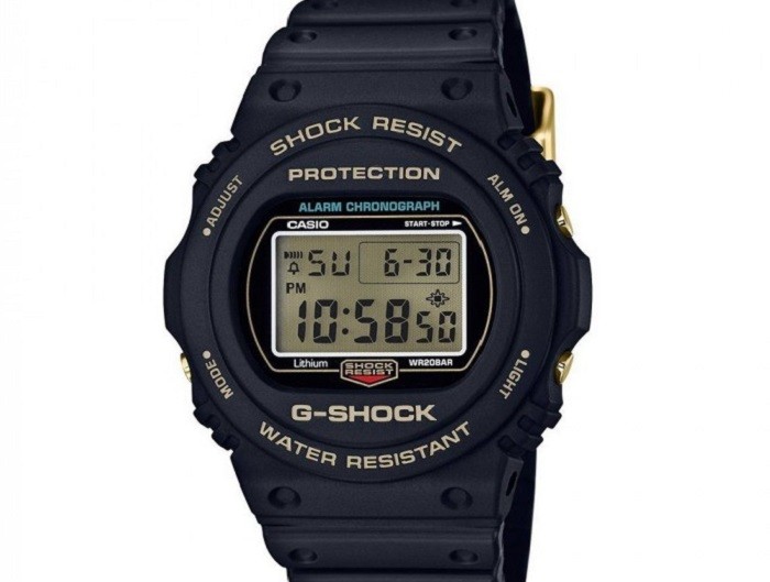 Review đồng hồ G-shock DW-5735D-1BDR phiên bản đen nam tính - Ảnh 2