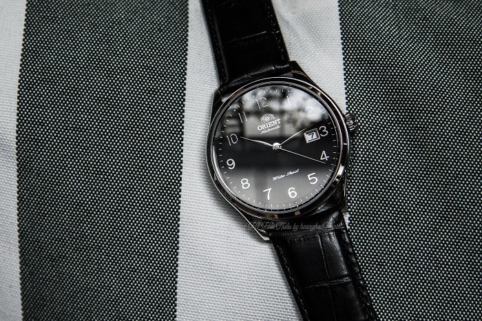 Review đồng hồ Orient FER2J002B0: kính sapphire chống trầy - Ảnh 3