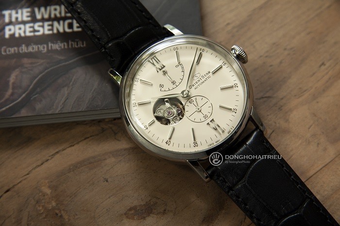 Review đồng hồ Orient RE-AV0002S00B: Đẹp cổ điển lịch lãm - Ảnh 2