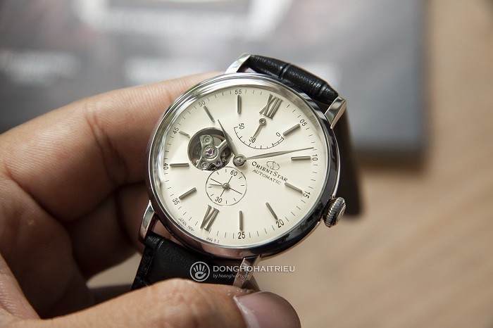 Review đồng hồ Orient RE-AV0002S00B: Đẹp cổ điển lịch lãm - Ảnh 5
