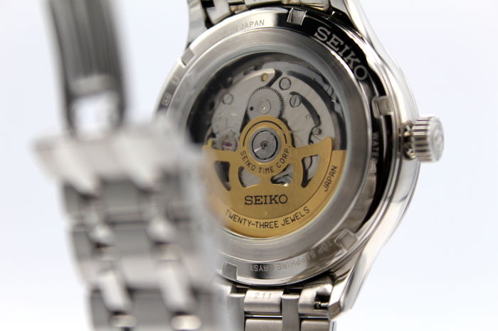 Seiko SRPC81J1, làn gió mới giữa nét cổ điển và hiện đại - Ảnh 4