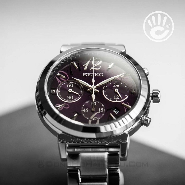 Review đồng hồ Seiko SRW861P1 mặt nền đen pha tím huyền bí - Ảnh 1