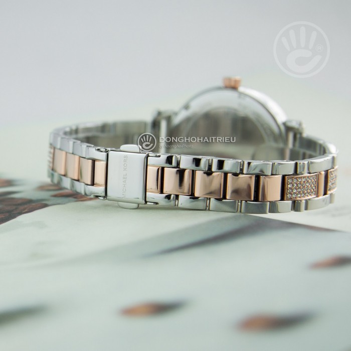 Đồng hồ Michael Kors MK3880: Phiên bản đính pha lê nổi bật 5