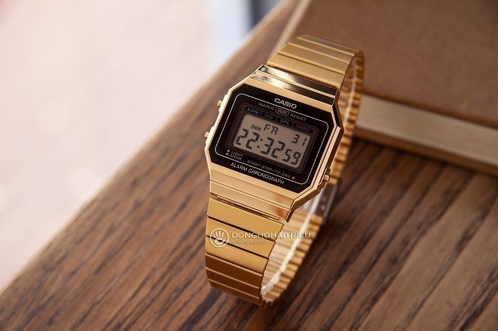 CASIO A700WG-9ADF, đồng hồ mặt số điện tử, vỏ máy phủ vàng - Ảnh 1