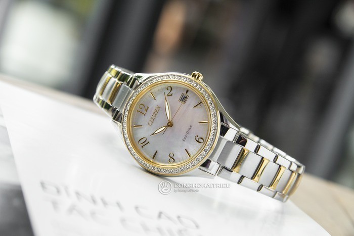 Đồng hồ Citizen EO1184-81D khảm xà cừ, đính pha lê cao cấp Ảnh 2