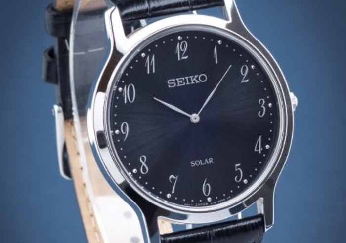 Đồng hồ Seiko SUP861P1, bộ máy năng lượng ánh sáng Ảnh 1