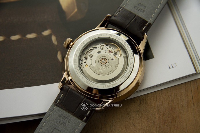 Đồng hồ nam Doxa D224RIY từ bộ sưu tập mới nhất Dorian Ho - Ảnh·3