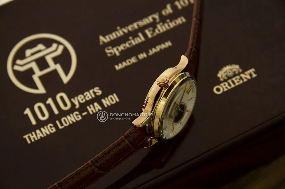 Chiêm ngưỡng vẻ đẹp của mẫu đồng hồ orient kỷ niệm 1010 với thiết kế lộ cơ đẳng cấp - Ảnh 12