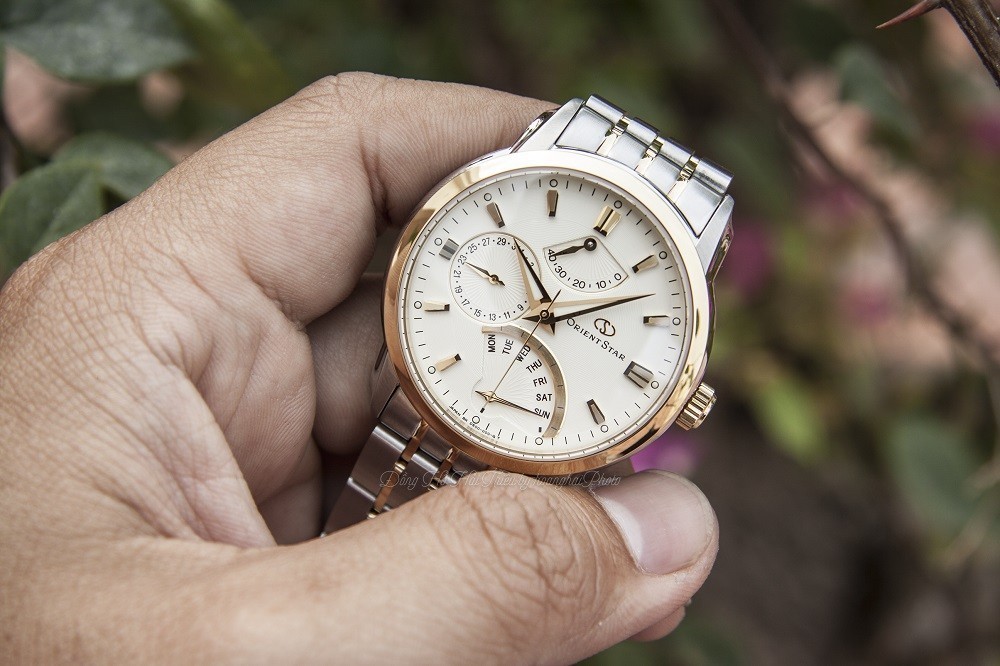 Đồng hồ Orient Sapphire có chống trầy không? Giá bao nhiêu? 1