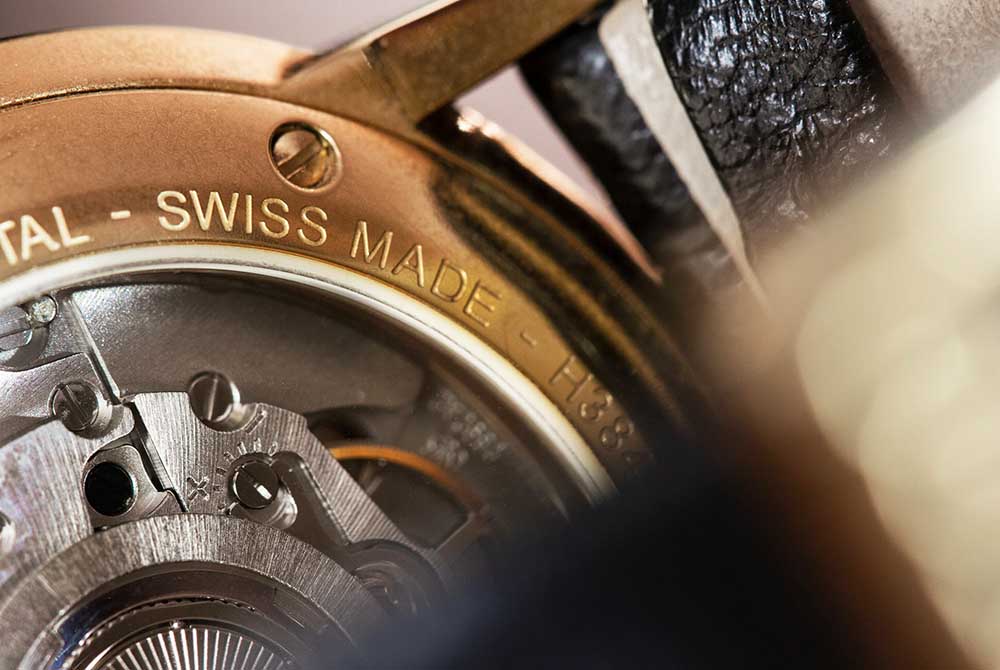 Tiêu chuẩn Swiss Made là niềm tự hào của đồng hồ Thụy Sỹ. Đồng hồ Tissot Trung Quốc không thể đạt đủ những tiêu chuẩn này