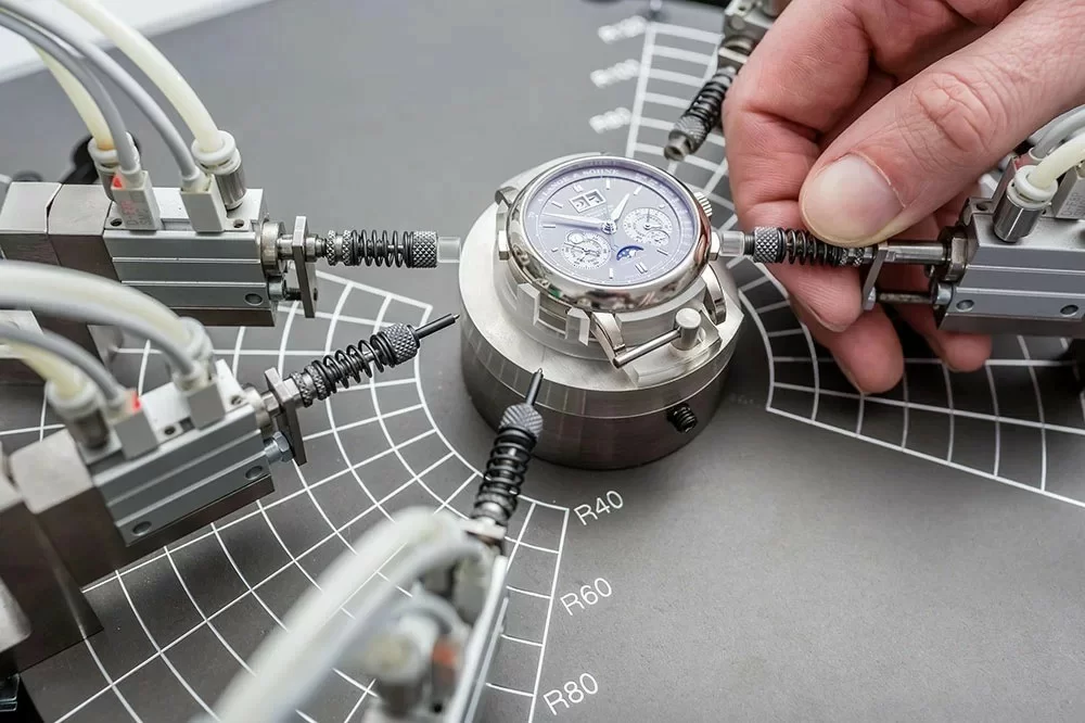 20 tiệm sửa đồng hồ uy tín nhất theo tiêu chuẩn quốc tế 1