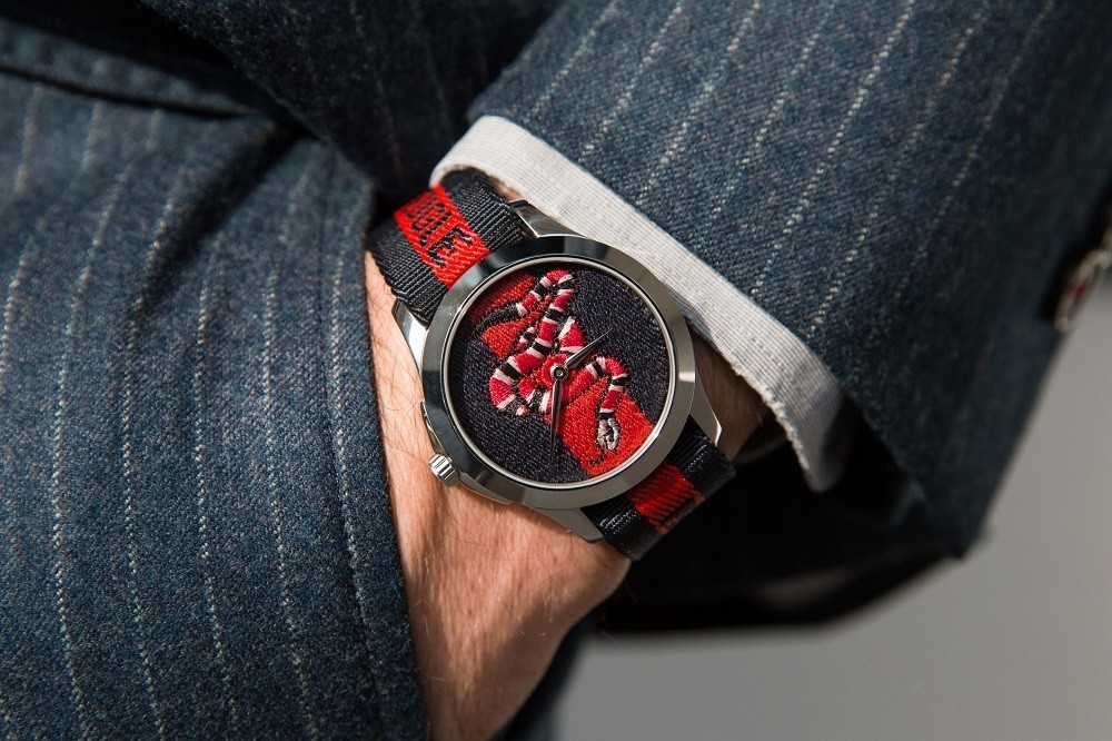đồng hồ Ý thương hiệu Gucci là một trong những nhà sản xuất chất lượng - ảnh 13