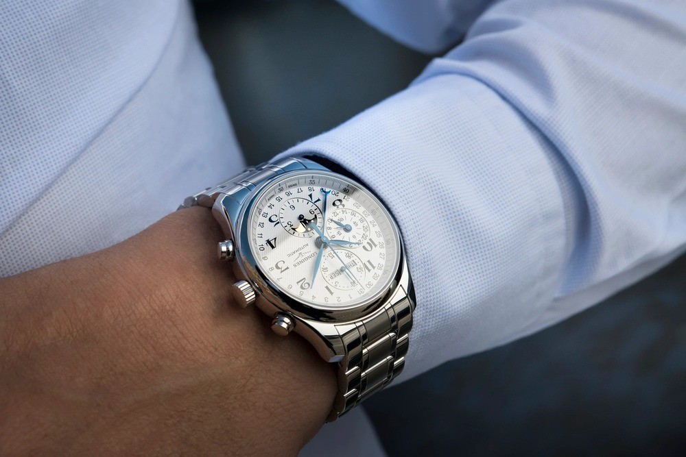 Danh sách các hãng đồng hồ Thụy Sỹ lâu đời, bán chạy nhất - Ảnh 5