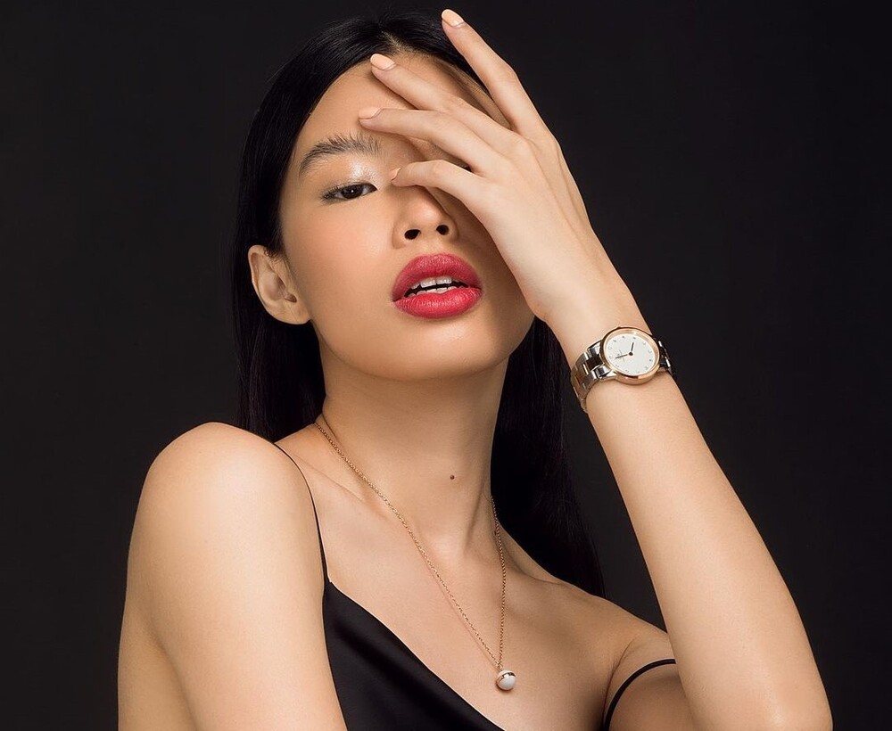 TOP các loại đồng hồ đeo tay nữ nổi tiếng và đáng mua nhất - ảnh 17