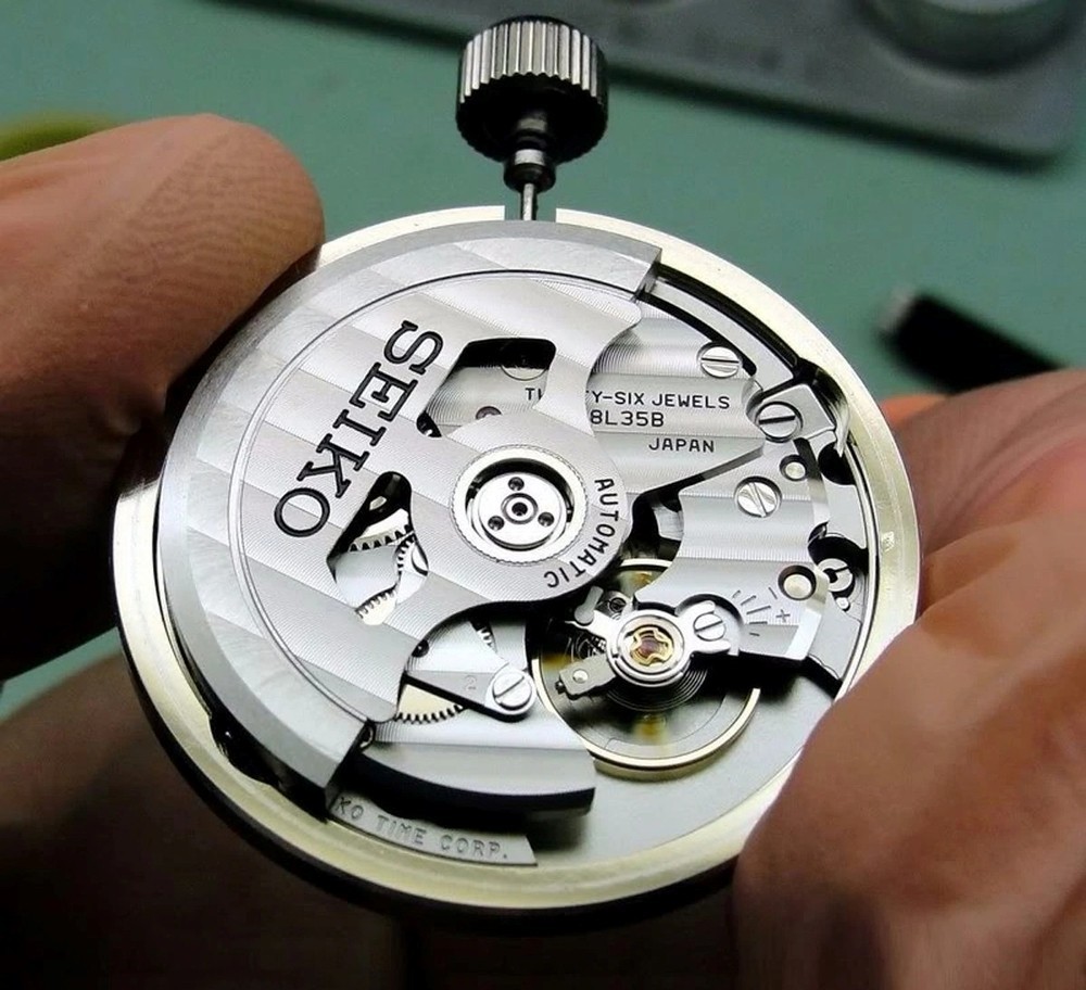 Caliber là gì? TOP 10 hãng bộ máy đồng hồ lớn nhất thế giới - Ảnh 8