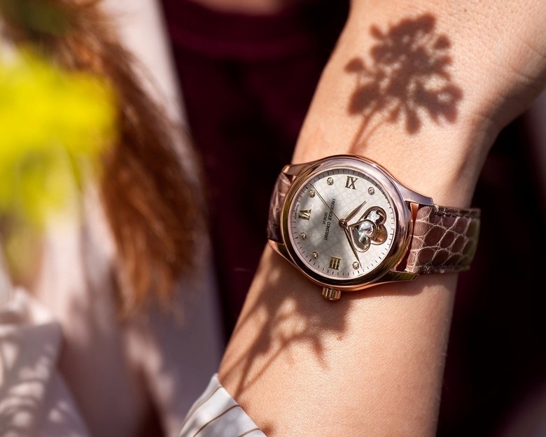 Đồng hồ Breitling nam, nữ giá bao nhiêu, của nước nào? - Ảnh: 19