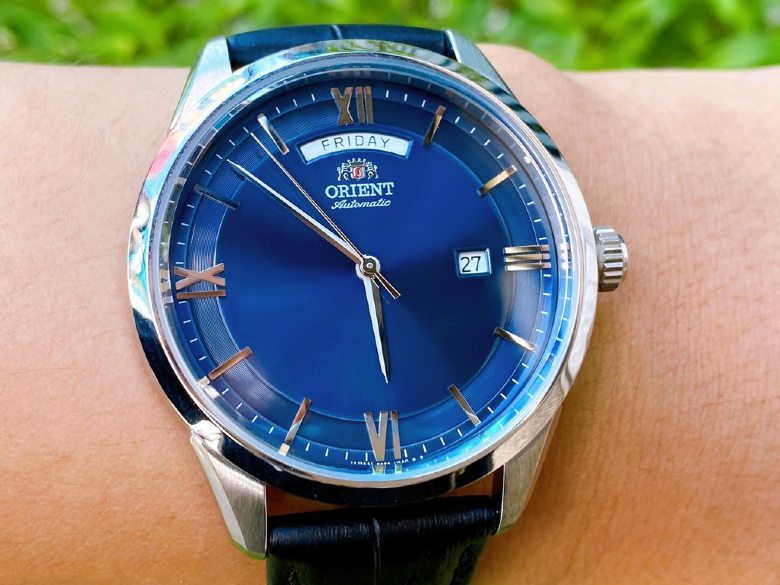 Orient Day Date Blue chống nước 100m - Ảnh 4