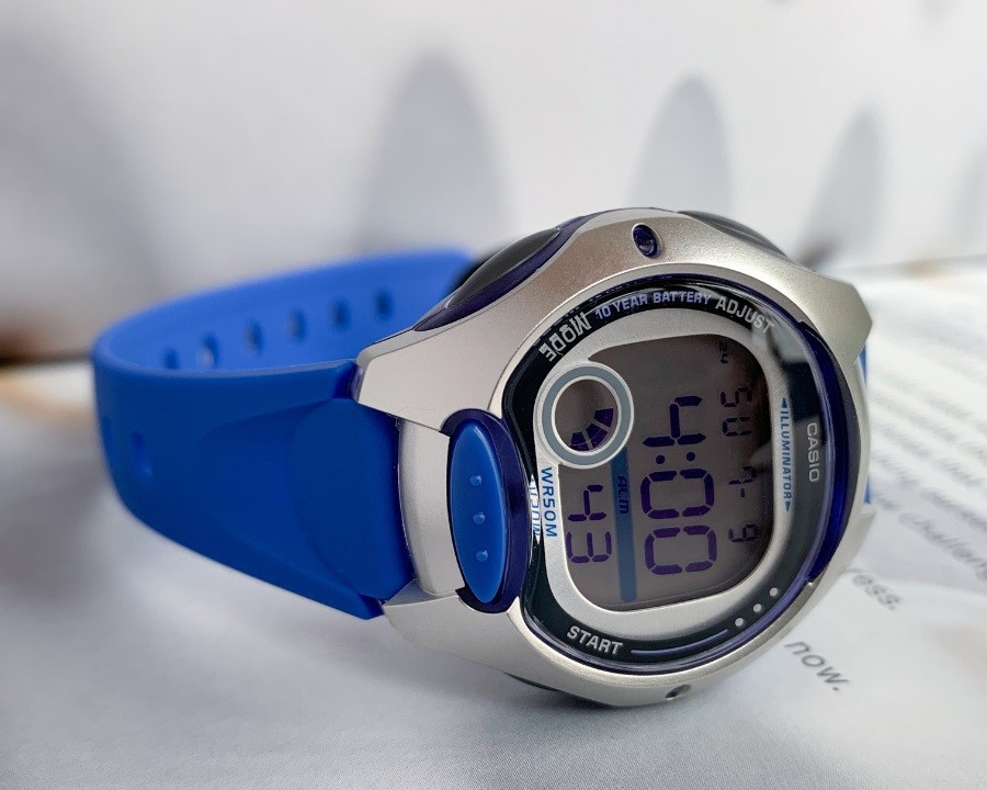Đồng hồ nữ Casio LW-200-2AVDF chính hãng 100% - Hình 2