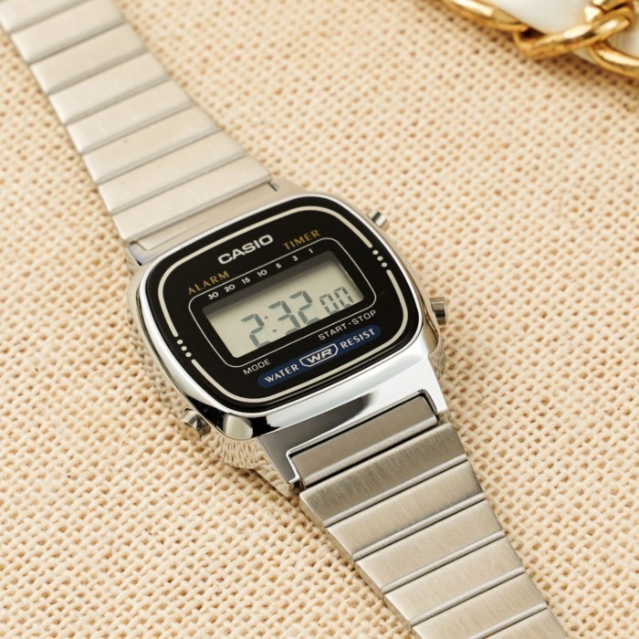 Đồng hồ Casio nữ LA670WA-1DF, Kính Nhựa, Quartz (Pin), Mặt Số 24mmx24.5mm, Chống Nước 3ATM 5