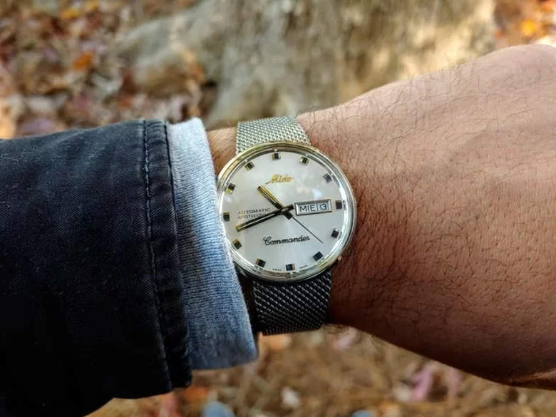 Đồng hồ Mido Commander cũ có giá bao nhiêu - Ảnh 6
