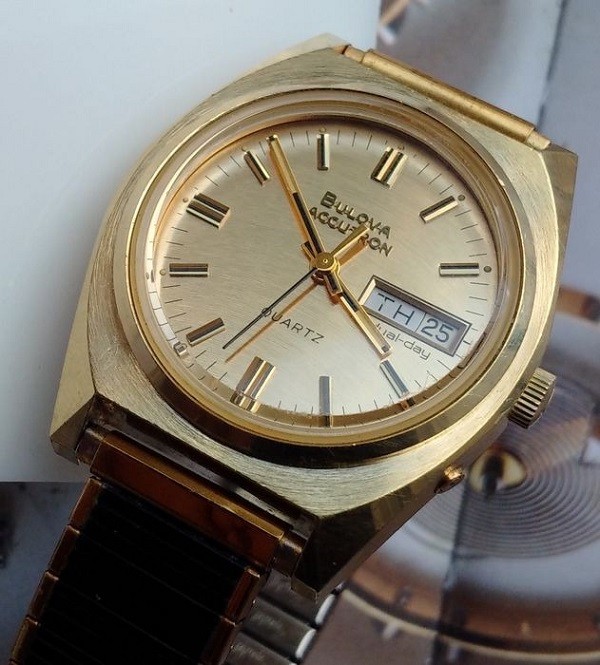Đồng hồ Accutron N7 với thiết kế cổ điển, trang trọng - Ảnh 21