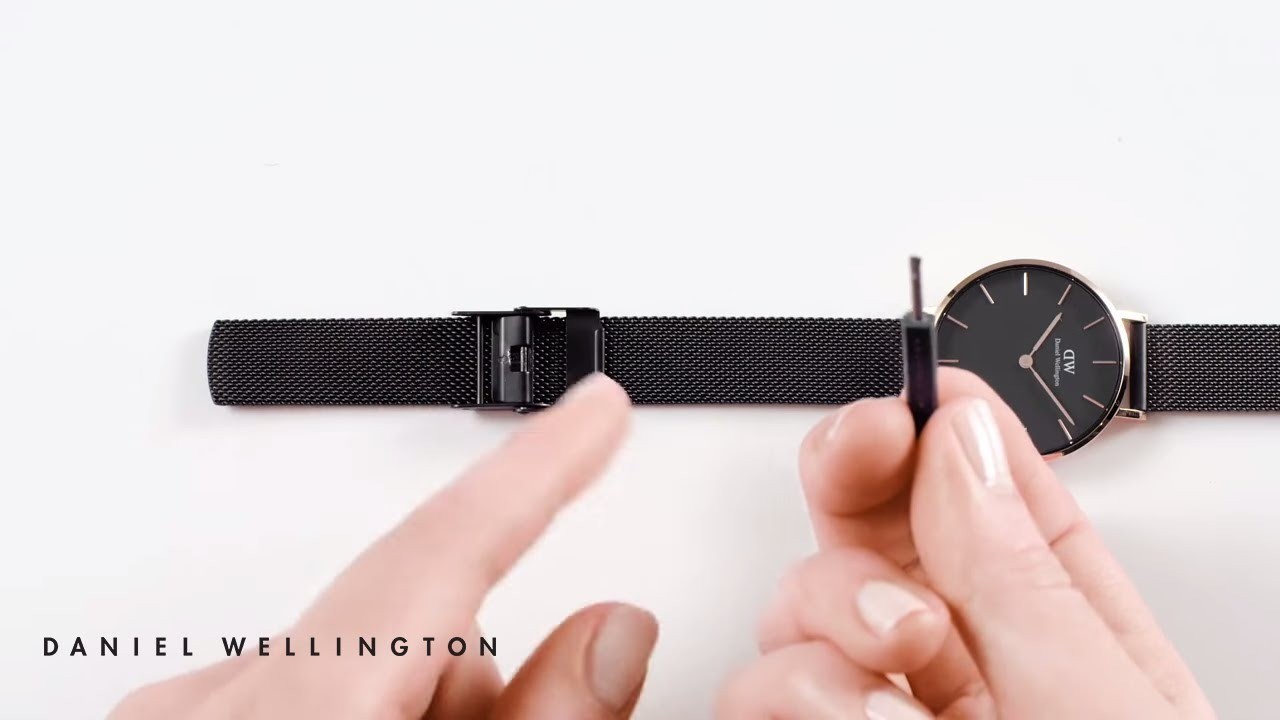 Chiếc vít nhỏ sẽ hỗ trợ bạn trong việc chỉnh dây đồng hồ DW - Ảnh 6
