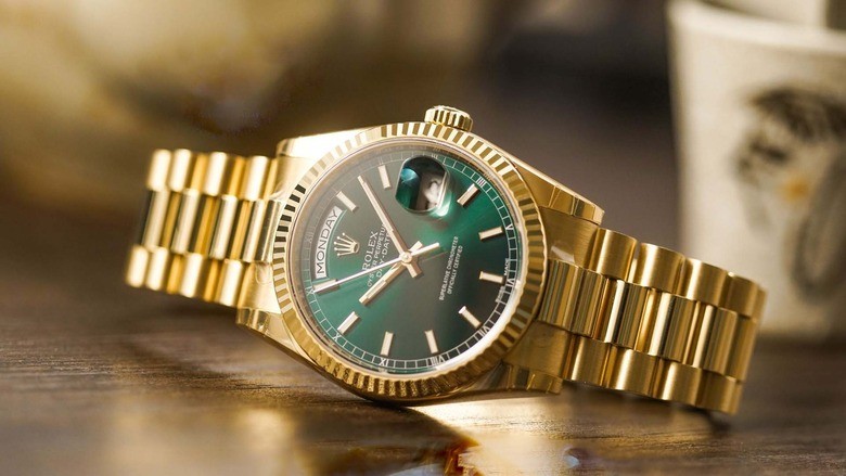 Đồng hồ vàng 18K nữ giá bao nhiêu tại sao lại đắt đỏ - Ảnh 10