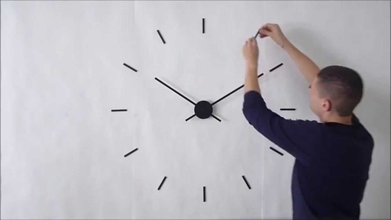Top mẫu đồng hồ dán tường 3D nghệ thuật đẹp cho nhà ở - Ảnh 10