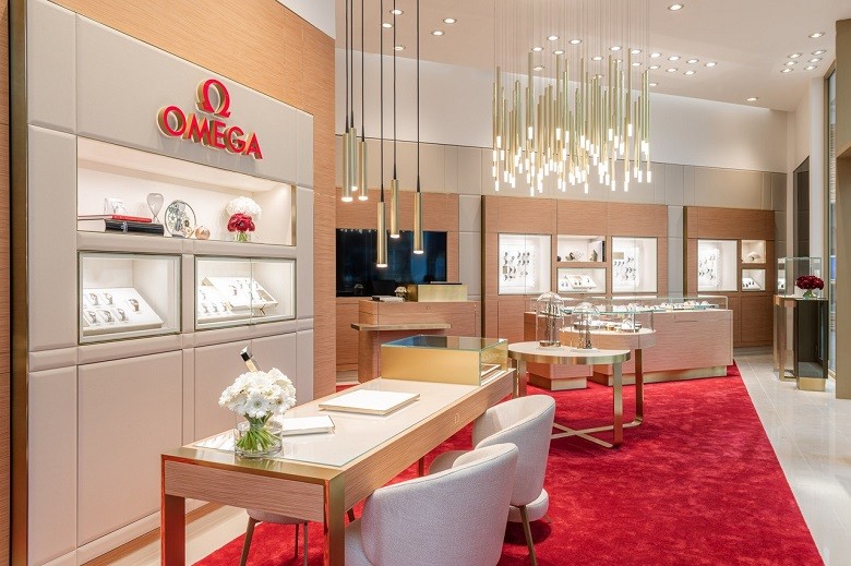 Omega Boutique kinh doanh đa dạng phụ kiện thời trang - Ảnh 18