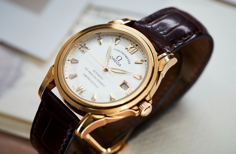 Bạn cũng cần lưu ý kiểm tra đồng hồ Omega trước khi quyết định mua - Ảnh 19