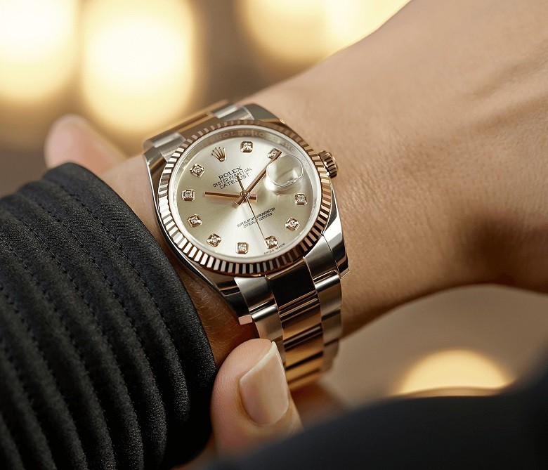 Kích cỡ mặt số đồng hồ Rolex Oyster Perpetual Datejust 36 phù hợp cho cả nam và nữ - Ảnh 12