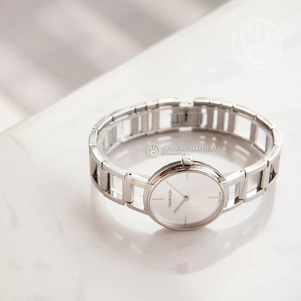 Đồng hồ lắc tay Calvin Klein với nét thiết kế nữ tính, quý phái - Ảnh 17