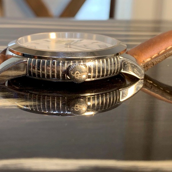 Review đồng hồ Adriatica nam nữ giá bao nhiêu của nước nào - Ảnh 15