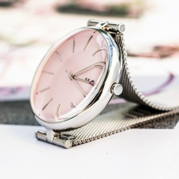 Review đồng hồ Skagen SKW2708 màu hồng nữ tính, quyến rũ - ảnh 6